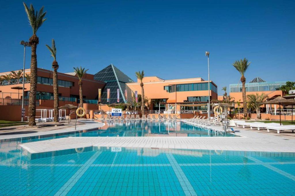 Eilot Kibbutz Country Lodging Eilat Bagian luar foto